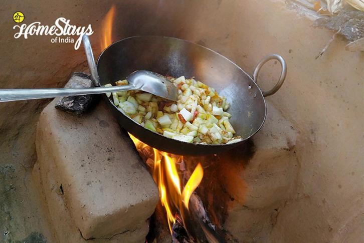 Dwarahat Village Farmstay- Babaji'S Cave Екстериор снимка